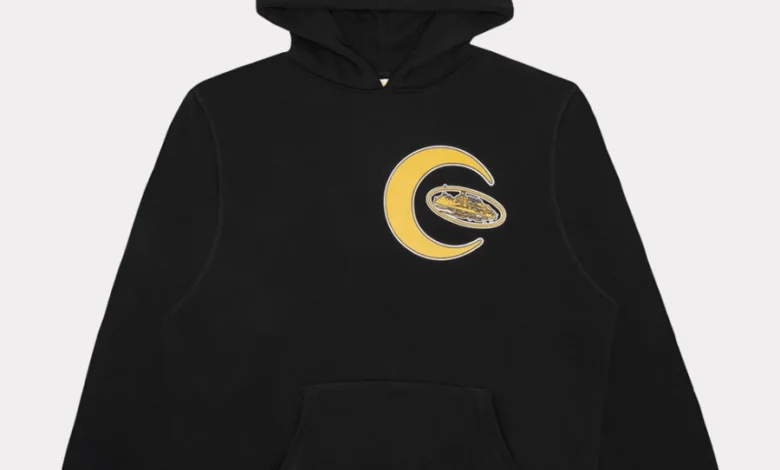 Why Wide Hoodies Are Trending and Here to Stay